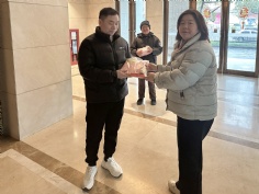 活动 2024.2.22 投资管理部开展元宵节慰问活动