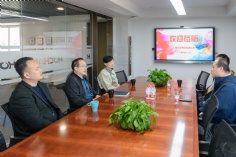 会议 2024.4.18 镇领导来公司走访并调研梅川路非机动车充电桩落实情况